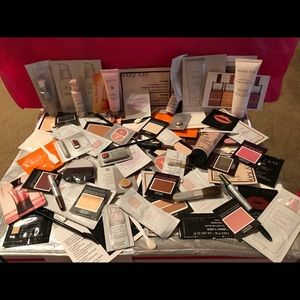 NEW ITEMS ARRIVED!🌟15pc Mary Kay Sampler Pack🌟